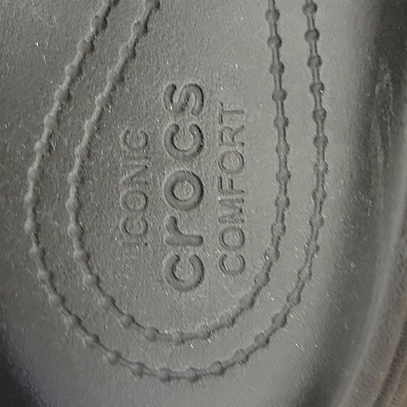 Black Crocs Unisex Stomp Platform Loafers Sz M7/W9. Like New - Picture 8 of 8